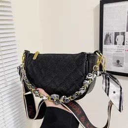 イブニングバッグPUレザー女性のための脇の下2022デザイナーショルダーハンドバッグ女性トレンドチェーンハンドバッグ