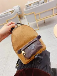 Marca 2023 Mini Men Mulheres Mulheres Esportes ao ar livre Backpack Bolsas de ombro Totes Bolsa Bolsa Cruz Body Saco Cosmético Carteiras Grils Bolsas