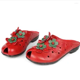 Sandals BeckyWalk Genuine Leather Flat Shoes Women Slippers Closed Toe Summer Cut-Out Handmade Flower Slides WSH2946