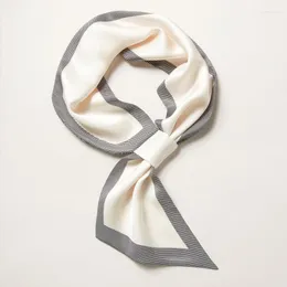 Hattar halsdukar handskar s￤tter liten silkescarf l￥ng dekoration smal bunden v￤ska band mullb￤rfj￤der och h￶st 008