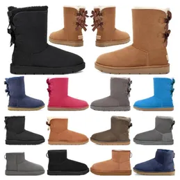 Designer-Damenstiefel, Schneeschuhe, Turnschuhe, dreifach schwarz, kastanienbraun, lila, rosa, marineblau, grau, klassischer knöchellanger Kurzstiefel für Damen, Damen und Mädchen, Winterschuhe