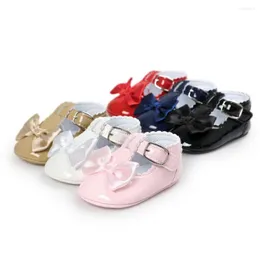 Primeiros Walkers Pu Leather Baby Shoes Girl Boy Born Soft Infantil tênis para Walker CX43C