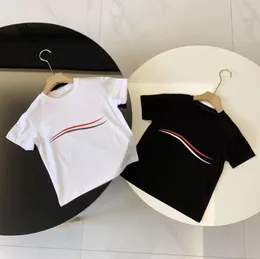 Camisetas infantis para família roupas combinando camisetas de verão tops roupas para meninos e meninas roupas de letras respiráveis camisetas femininas 20 estilos tamanho 90-150