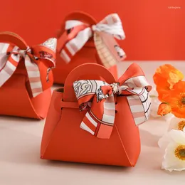 Gift Wrap 6st Creative Leather Wedding Candy Box med halsduk Birthday Holiday Party Ramadan Eid Mubarak Favor Bag Small Packaging