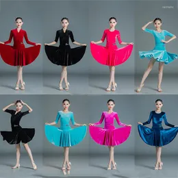 Stage desgaste de 6 cores Girls Latin Dance Competition Costume Costum Roupas Velvet Dress Split Split Clothing Clothing SL5533