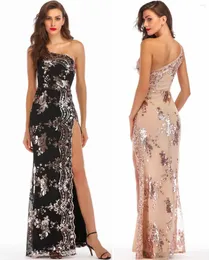 Sıradan elbiseler yaz seksi kulüp kolsuz payetler akşam yemeği elbisesi longue vestidos gagus bölünmüş etek moda partisi sundress