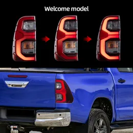 1 uppsättning för Toyota Hilux Revo 2015 2016 2017 2018 2019 2020 2021 Bil LED TAILLIGHTERS Bromslampa Omvänd bakre bakljuslampa