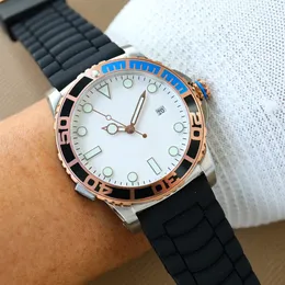 Mens Automatic Mechanical Watch 41mm Luminous Hand Watches Life Waterproof Business Leisure Montre de Luxe