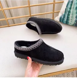 Botas de invierno con plataforma AUSG para mujer, botines de diseñador, zapatos Tazz, zapatillas de piel cálidas negras castañas, botines de interior año