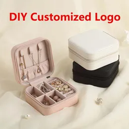 Schmuckschatullen 2021 Organizer DIY Logo Benutzerdefinierte Personalisieren Tragbarer Koffer Leder Aufbewahrungsbox Joyeros Organizador de Joyas Verpackung Am Smtrj