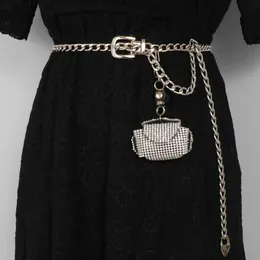 Cinturones Moda para mujer Vestido punk Decorado Rhinestone Mini bolsa Colgante Cintura Cinturones Cinturones de cadena para mujeres Diseñador de lujo Marca T221028