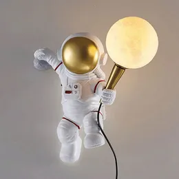 Lampy ścienne astronautów żywicy Kreatywne sypialnie łóżka Ściana światło salonu oświetlenie oświetlenia