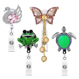 Nyckelringar Frog Turtle Diamond Badge Reel för referenser ID Namnmärken Holder Infällbar Rotatation Easy Pl Lanyard Clip Drop Deli SMTT3