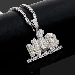 Pendanthalsband Hip Hop Money Bag "Aldrig bröt ut" Iced Out Letters Necklace Micro Pave Cubic Cz Jewelry