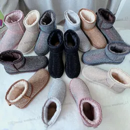 Austrália clássica clássica quente botas warm mini meia neve bota EUA GS 585401 Inverno de pele cheia de peles fofas petinas de cetim booties botas Slippers uggity vendendo wgg