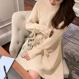 Casual Kleider Winter Frauen Stricken Einteiliges Kleid Spitze-up Elegante Herbst Weibliche Mode Süße Langarm Büro Pullover Mini