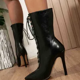 Stövlar Spring New Women's Boots Sexig Pointed Toe Lace Up Zipper Stiletto Martin Knight High Heeled Ankle Boots 220913