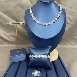 2 PCS Croce Collane Girocollo Uomo Acciaio Inox con Zirconi, Collana Croce in Acciaio Inossidabile, d'Argento Croce a Catena per Uomo Regali di Pasqua per Il Giorno del Ringraziamento