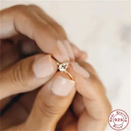 Premium 925 Sterling Silver Engagement Ring Round Cut Simulated