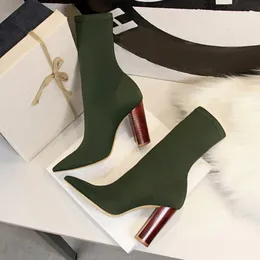 TUINANLE Womens Waterproof Winter Snow Ankle Boots with Zipper