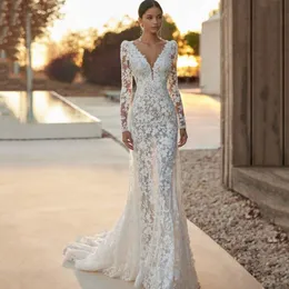 Boho Beach Wedding Dress A-Line Lace Appliques Tulle V-Neck