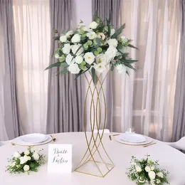 Kit Decorazione Floreale Per Archi Nuziali – 4 Pezzi: 2 Composizioni Di Fiori In Seta E 2 Tendaggi In Tessuto Rosa Polvere - 2
