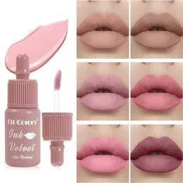 12 Farben Matte Lippenstift-Set In Herzform – Wasserfest, Langanhaltend & Mit Antihaft-Effekt