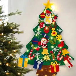 Albero di Natale in feltro. albero di Natale in feltro decoratore