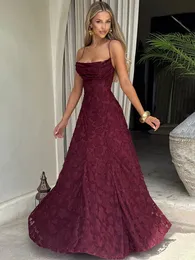 Mozision spagetti kayış arkasız seksi maxi elbise kadın elbisesi moda omuz dışı kolsuz bağcıklı akşam kulübü parti elbise 250612