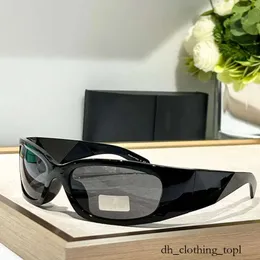 Star Style Sunglasses 15% OFF! Trendy Unisex Sunglasses GG0057SK