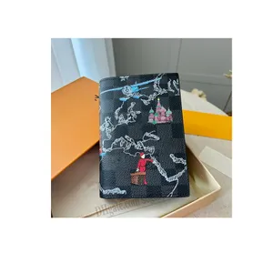 High Quality Designer Wallets MEN CARD Holders ladies wallet Cartoon graffiti Passport Holder Travel style women purse coin purses embossed short bag Original box