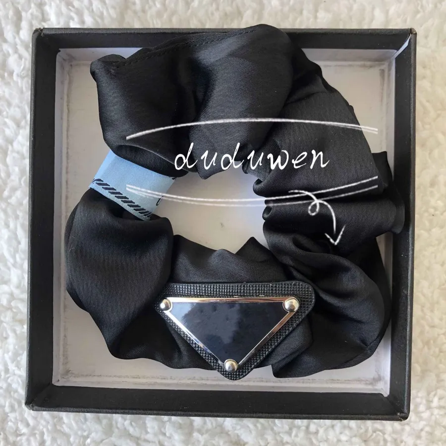 Creative Guide: How to Make a Beautiful Rubber Band Heart Bracelet Step ...