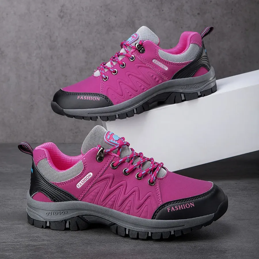 Reliable and Comfortable Hiking Shoes for Women That Last Smart