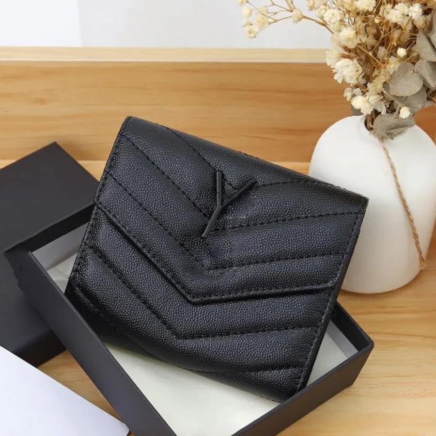 Card Holder Wallet: Am I dumb for still carrying a wallet in