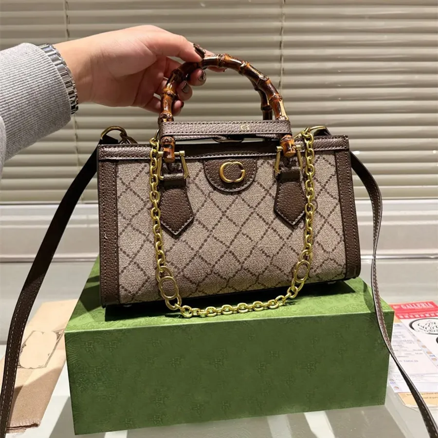 Discover stunning best pictures of princess diana with stylish and