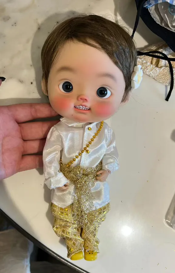 Robert Best Barbie Sketches: A Chic Collection of Fashion