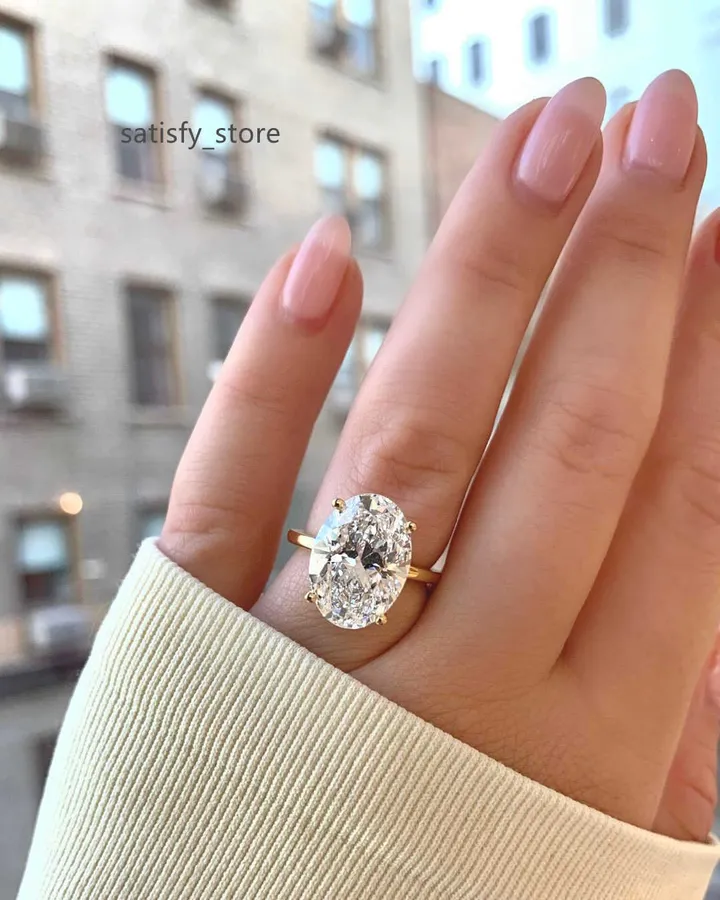 10k vs 14k White Gold Engagement Rings: Will She Even Notice the