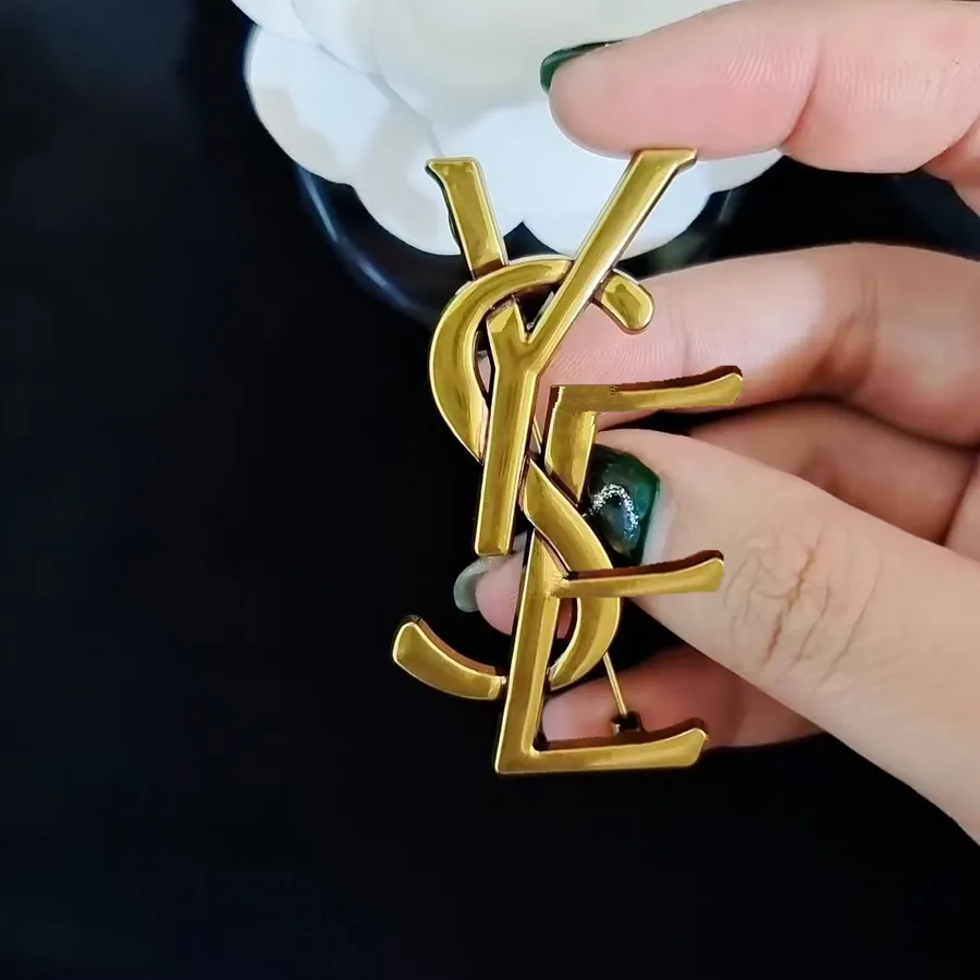 Alloy Gold Plated Brooches: Does Gold Plating REALLY Make a