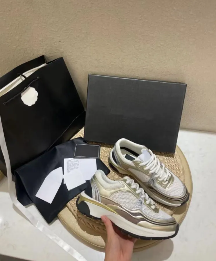 Effective Ways to Clean White Running Shoes for Lasting Freshness - Main Image