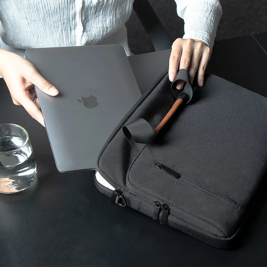 Desktop vs Laptop in 2025: Are Laptops Finally Worth the Extra Cost ...