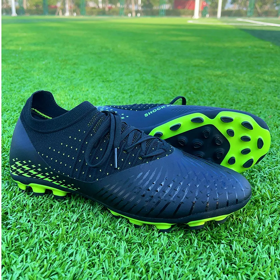 Durable and Comfortable Options for the Best Turf Soccer Shoes