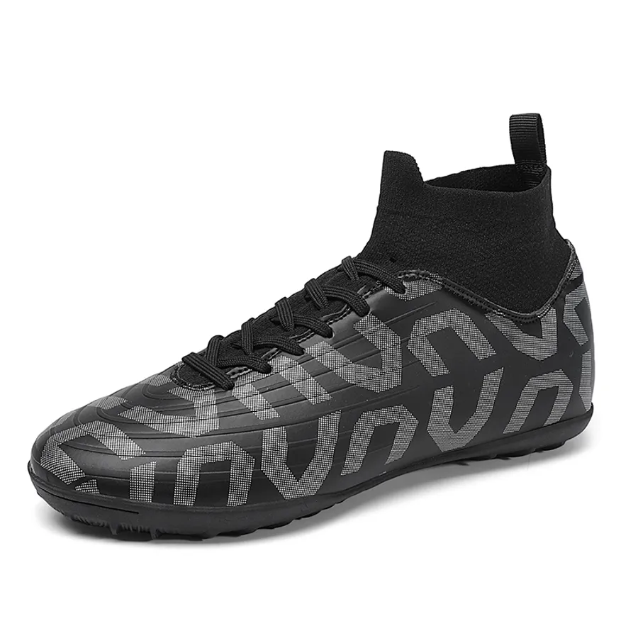 Quality Cleats for Defenders: Durable, Comfortable Football Shoes