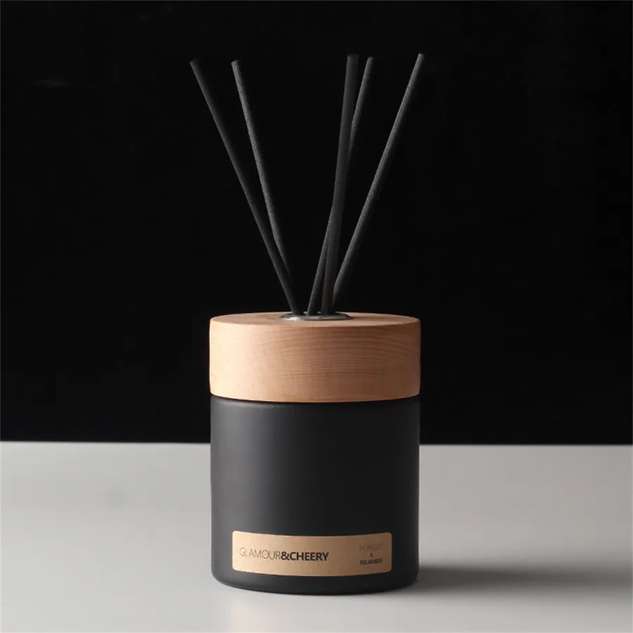 Discover the best reed diffusers for large rooms with lasting