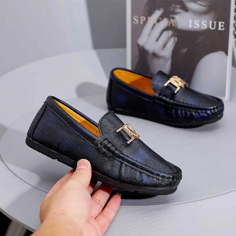 Mary Janes vs Loafers for kids: Which shoes are actually better