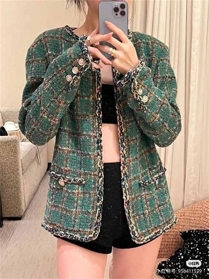 Spring Tweed Jacket vs Winter Tweed Coat: Is there *really* a ...