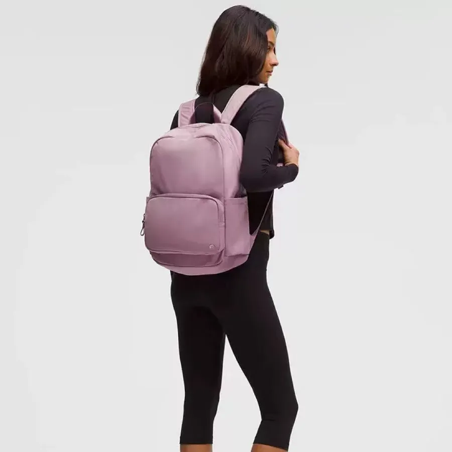 Daypack vs Backpack: Which bag is ACTUALLY better for everyday use