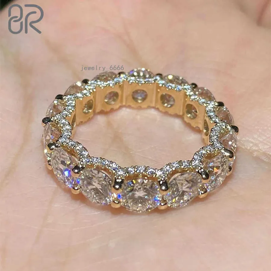 Braided ring vs solid band: which wedding ring style holds up