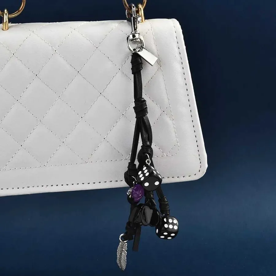 Leather vs Personalized Keychains: Which one lasts longer and