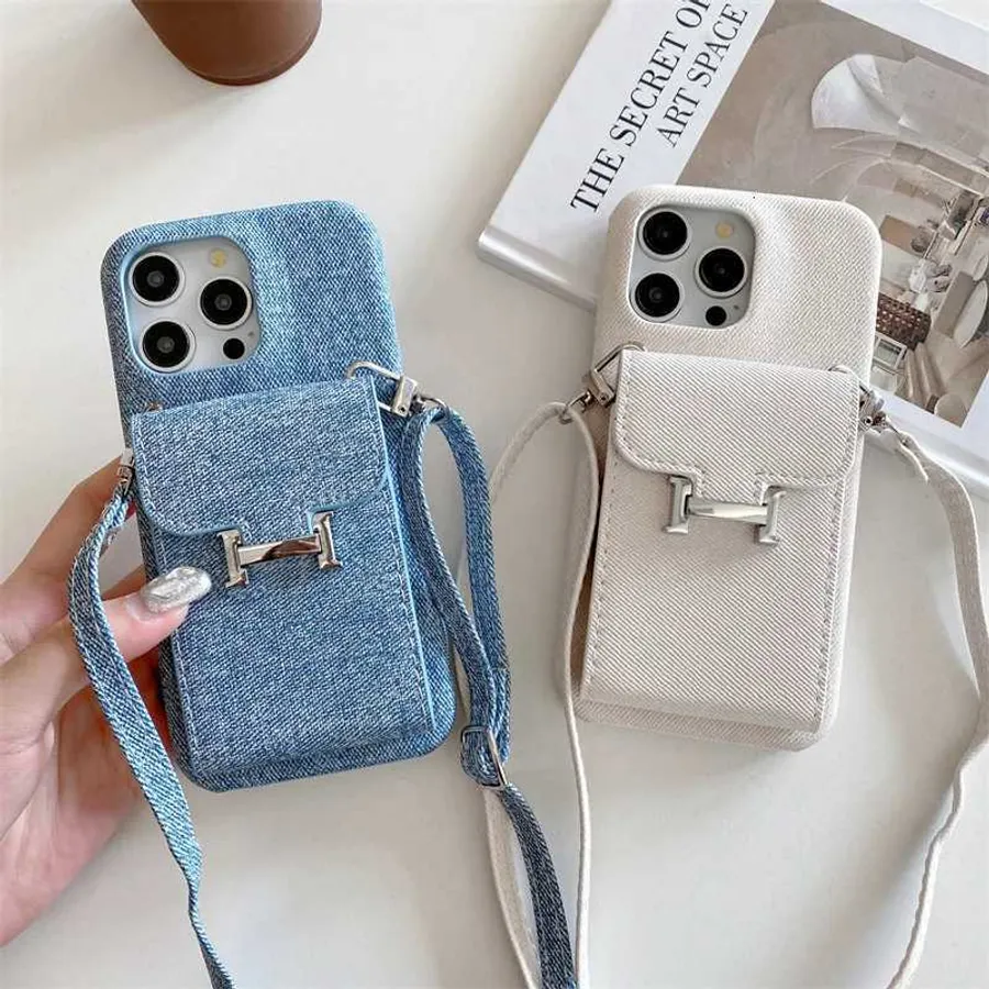 Leather card case or PopSocket: which phone wallet do people