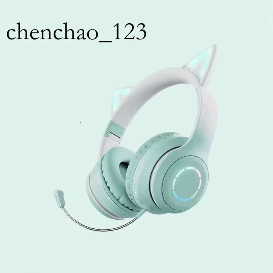 Quality choices for the best headphones under 200 dollars Smart